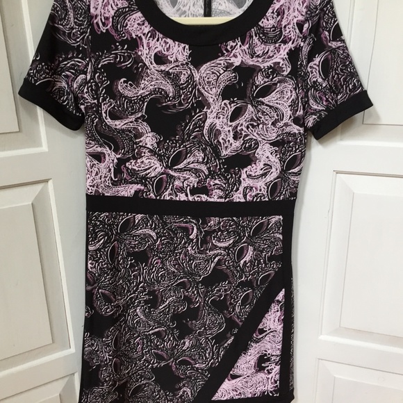 BGBGMaxAzria Purple & Black Paisley Dress - Picture 4 of 15